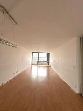 Foto - Helle 2-Zimmer-Wohnung mit Balkon!