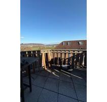 **Attraktive Maisonette-Wohnung mit BalkonGarage und schöner Fernsicht** - Gelnhausen