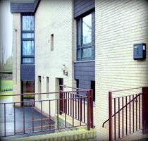 DUPELHAUSHELFTE GENERATIONSHAUS 3 WOHNUNGEN VOLLMÖBLIERT - Ibbenbüren Bockraden