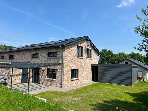 Foto - Traumhaus zu vermieten - 1.700,00&nbsp;EUR Kaltmiete, ca.&nbsp; 140,00&nbsp;m&sup2;