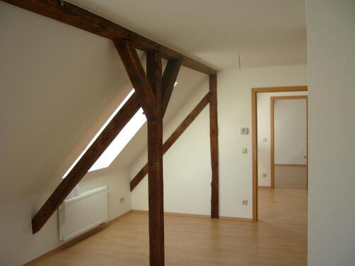 Foto - 2 Zimmer Dachgeschoßwohnung zur Miete in Oschersleben (Bode)