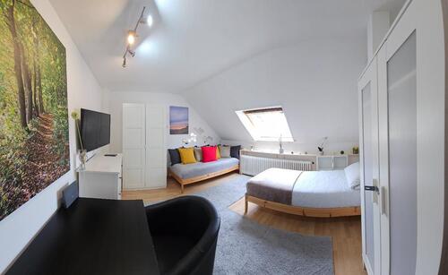 Foto - Dachgeschosswohnung Vollmöbliert