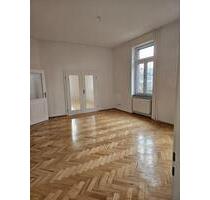 Großzügige 5-Zimmer-Wohnung in sehr guter Lage - Offenbach am Main Hafen