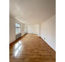 Großzügige 5-Zimmer-Wohnung mit historischen Details - Ansbach