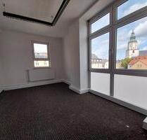 Büro-Etagen à 150qm ~7,-€qm im REGIOBUS-HAUS am Busbf. Döbeln