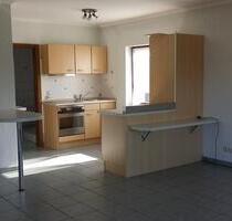 SINGLE-WOHNUNG - 600,00 EUR Kaltmiete, ca.  75,00 m² in Langenhahn (PLZ: 56459)