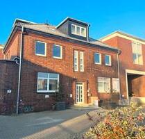 PURNHAGEN-IMMOBILIEN - Erstbezug nach Sanierung - Büroräume im 1.OG nahe des Bahnhofs Bremen-Burg!