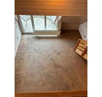 Ab sofort frei: Maisonette 2,5 Zimmer (Teppich wird noch ersetzt) - Barsinghausen