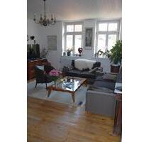 3 12 Zi. Altbauwhg. m Balkon 