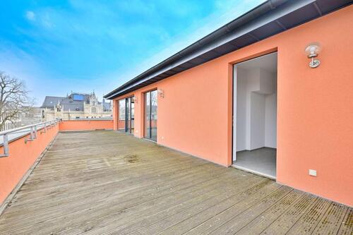 Foto - echtes Penthouse in Chemnitz, Aufzug, Dachterrasse, Stellplatz, Luxusausstattung neben dem Theater