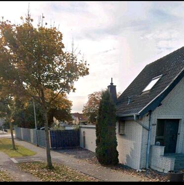 Foto - Einfamilienhaus ( Eckhaus ) - 315.000,00&nbsp;EUR Kaufpreis, ca.&nbsp; 158,00&nbsp;m&sup2;