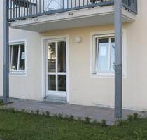 Helle 1-Zimmer Erdgeschoss-Wohnung mit Terrasse - Bergtheim