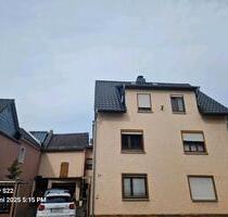 Doppelhaushälfte mit Hof – ca. 115 m² – ideal für kleine Familie - Hünfelden