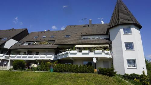 Foto - HIER KOMMT MAN GERN HEIM! 3 Zimmer-Wohnung mit Balkon und Garage