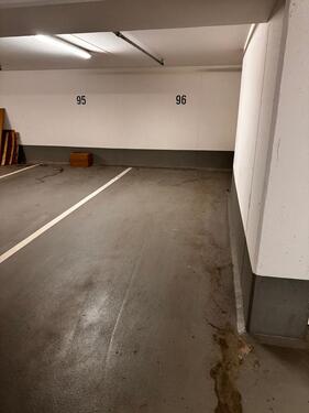 Foto - Tiefgaragenstellplatz zu vermieten