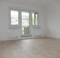 ++ 4-Zimmer-WEohnung im 1. Obergeschoss ++ Alles ganz nah ++ - Chemnitz Helbersdorf