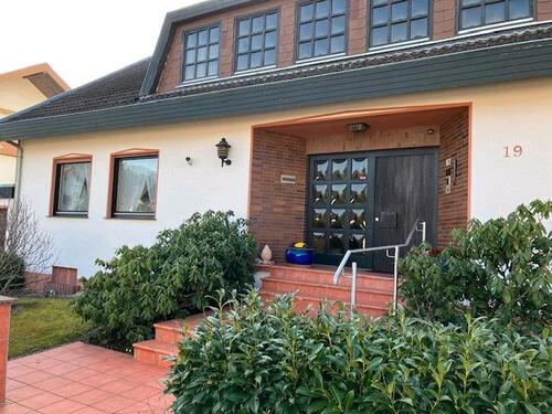 Foto - Wohnung 93 qm, 2,5 Zimmer - 1.100,00&nbsp;EUR Kaltmiete, ca.&nbsp; 93,00&nbsp;m&sup2;