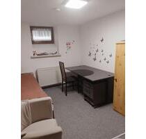Zimmer in 2er WG - 300,00&nbsp;EUR Kaltmiete, ca.&nbsp; 10,00&nbsp;m&sup2; in Wernigerode (PLZ: 38855)