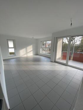 Foto - Helle Wohnung mit Balkon - 750,00&nbsp;EUR Kaltmiete, ca.&nbsp; 98,00&nbsp;m&sup2;