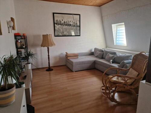 Foto - Helle und gemütliche 3-Zimmer-Dachgeschosswohnung (Jägerstraße)