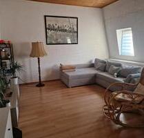 Helle und gemütliche 3-Zimmer-Dachgeschosswohnung (Jägerstraße) - Krefeld