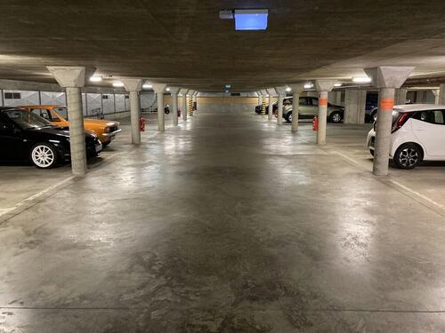 Foto - Tiefgaragenstellplätze in Berlin am Standort Anklamer Str. 37 zu vermieten!