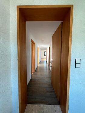 Foto - 3 Zimmer Dachgeschoss Wohnung - 765,00&nbsp;EUR Kaltmiete, ca.&nbsp; 68,00&nbsp;m&sup2;