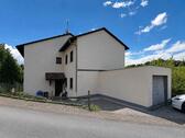 Foto - Modernisiertes Zweifamilienhaus in Dillhausen *provisionsfrei*