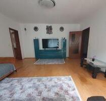 Von Privat | 2,5-Zi.-ETW Wiesbaden-Biebrich | TG | 4,3 % Rendite