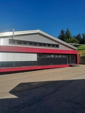 Foto - Büroräumlichkeiten an einer Logistikanlage Lager * Transport mög