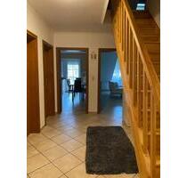 Schöne Dachgeschosswohnung mit ausgebautem Dachboden in Hüsten - Arnsberg