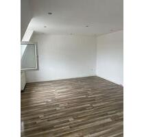 Wohnung ca 65 qm zu vermieten - 900,00&nbsp;EUR Kaltmiete, ca.&nbsp; 67,00&nbsp;m&sup2; in Duisburg (PLZ: 47198) Essenberg