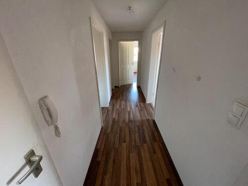 Foto - 3 Zi. Wohnung in Großheirath,Balkon+Garten+Einbauküche-Erdgeschoß