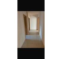 3 Zimmer-Erdgeschosswohnung 75qm, Keller, Balkon, nähe Flößerpark - Augsburg Lechhausen