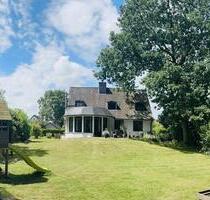 Freistehendes EFH in Moers-Kapellen mit hervorragender Lage