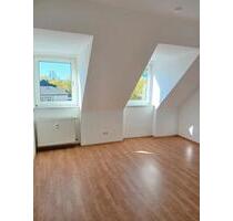 4 Zimmer Dachgeschossswohnung Rinteln Nord - Buchholz