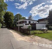 Vielseitiges Familienhaus mit großem Grundstück (1040m²!) - Berlin Tempelhof-Schöneberg