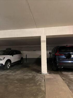 Foto - Tiefgaragenstellplatz - 75,00&nbsp;EUR Miete,