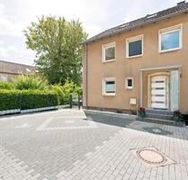 Modernes Reihenendhaus - Terrasse - Stellplatz „Provisionsfrei“ - Bönen