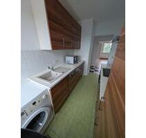 Sanierte 3 R.-Whg mit Einbauküche, Waschmaschine und Balkon - Zeitz Sanierte 3 R.-Whg mit Einbauküche, Waschmaschine und Balkon - Zeitz