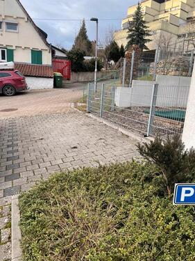 Foto - Außenstellplatz in Neckarrems Dorfstraße