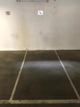 Foto - Motorrad Stellplatz in sicherer Tiefgarage nahe S-Bhf Lichtenberg