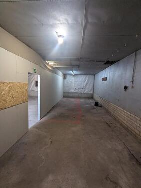 Foto - Lagerraum Garage zu vermieten – Ideal für Lager, KFZ oder Motor