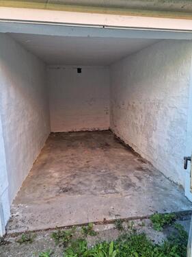 Foto - Garage in Hildesheim - 80,00&nbsp;EUR Miete,