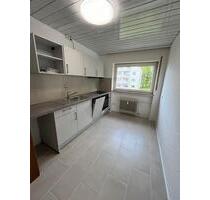 Attraktive 4-Zimmer-Wohnung mit großem Südbalkon und neuer Küche - Villingen-Schwenningen Kopsbühl