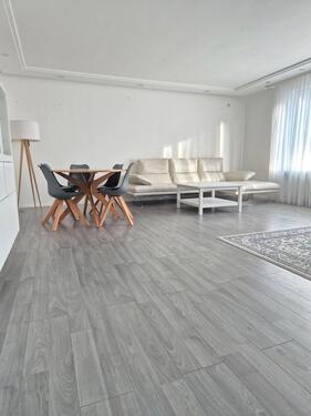 Foto - 4.5 Zimmer Erdgeschoßwohnung zur Miete in Bischofsheim