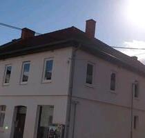 Einfamilienhaus Eckhaus - 125.000,00 EUR Kaufpreis, in Tonna (PLZ: 99958)