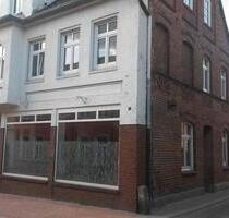 2 Zimmer-Altbauwohnung im Stadtzentrum von Gadebusch