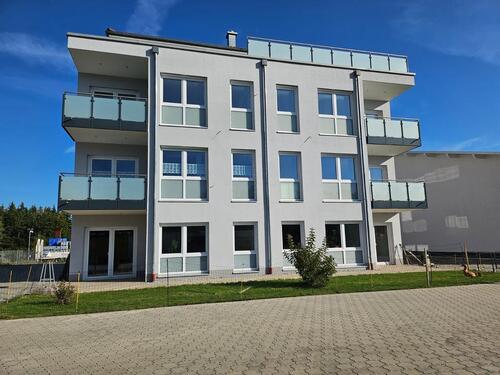 Foto - Zu vermieten - moderne, helle Büro-Praxisfläche in TürkheimIrsi