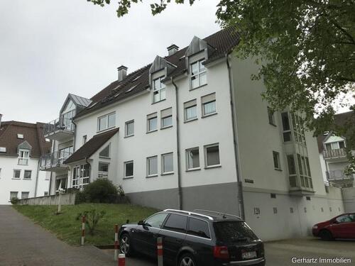 Foto - Teilmöblierte Single-Wohnung m. Freisitz u. Tiefgaragenplatz, Lahnstein. Anfragen nur online.